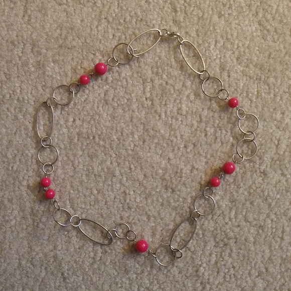 Costume necklaces - Picture 2 of 8